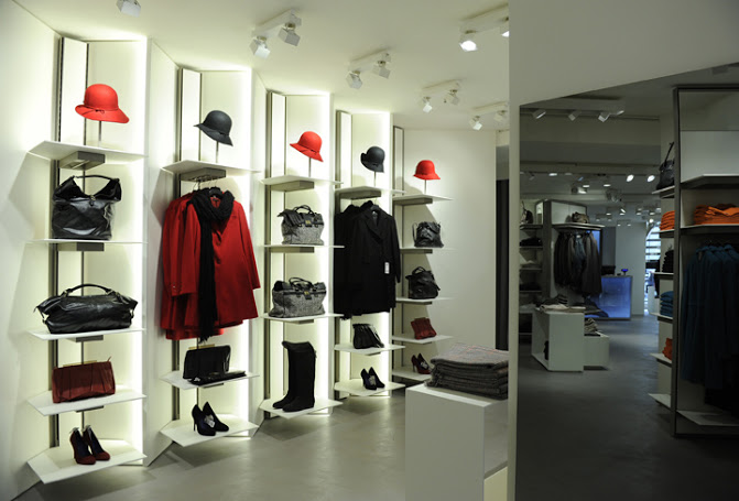 Thiết kế shop quần áo thời trang