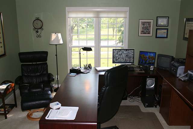 Classic Home Office Interior Design Ideas
