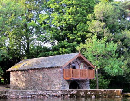Top 10 khách sạn nhỏ nhất Châu Âu-Boathouse, Anh