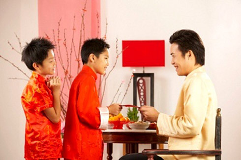 Ruoc van hen cho ca nam may man