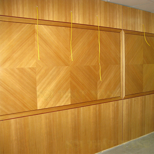 Ốp gỗ veneer ghép vân OVNRC006
